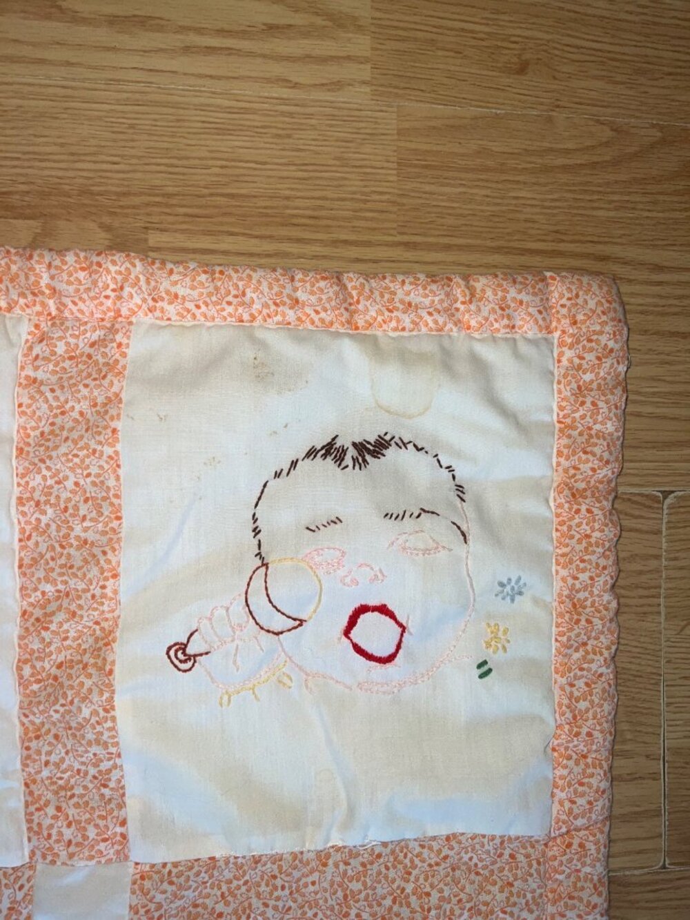 Vintage Handmade Baby Quilt Embroidered Baby Faces Orange Floral Border Unique - Picture 6 of 15